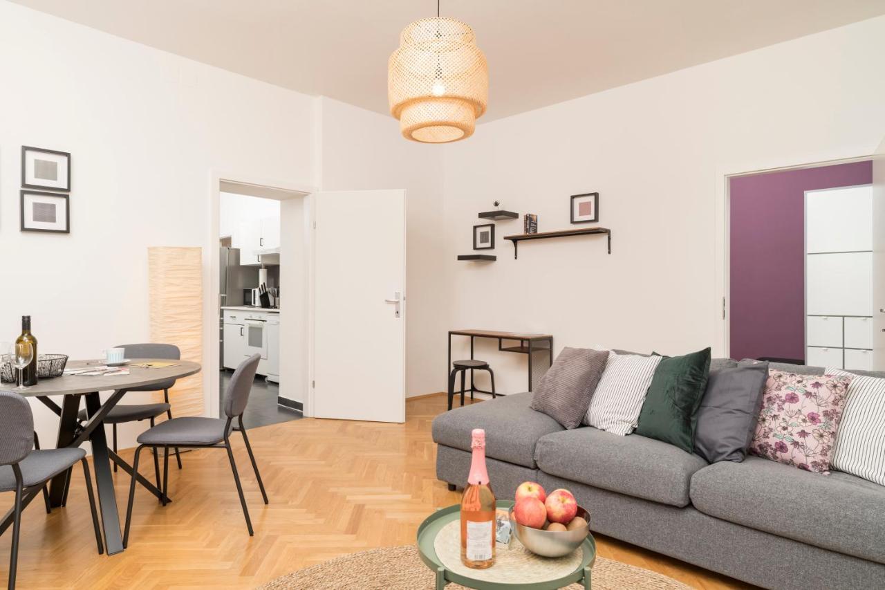 Apartment Business St Marx By Ichbucheat *